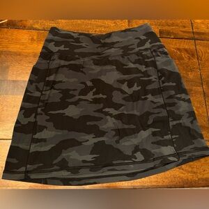 *Perfect condition Athleta tennis skirt size medium*
